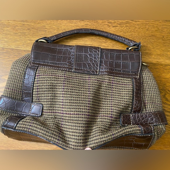 Chaps houndstooth wool and leather purse. - Picture 5 of 8